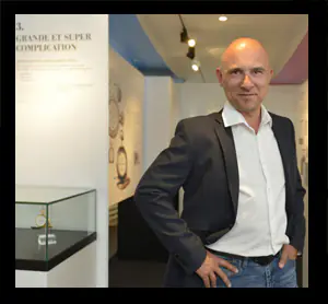 Vincent Jaton dans l’exposition Star Watch